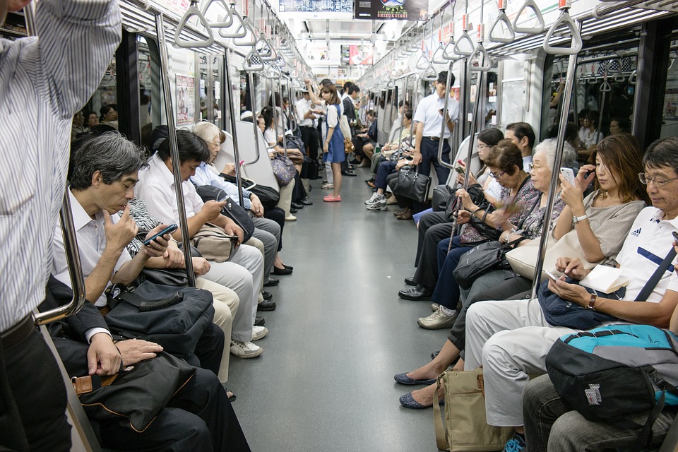 Les gens dans le métro