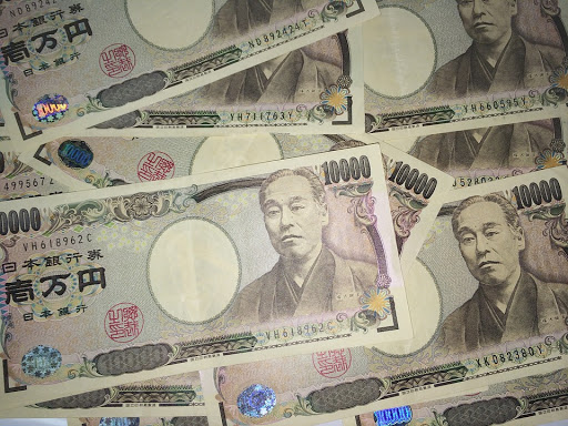 dinero japonés